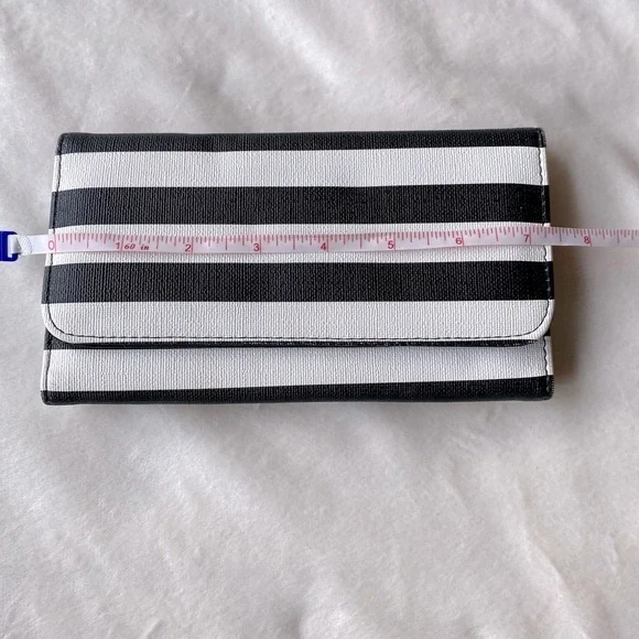 Kut from the Kloth Black and White Striped Wallet - Picture 2 of 10